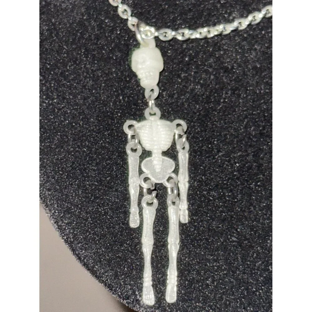 Skeleton Necklace Moveable Limb Steampunk Punk Skull Glow In The Dark Necklace - Picture 6 of 13